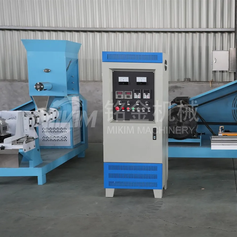 Kala- ja krevettide väljapressimise graanuliseerimismasin